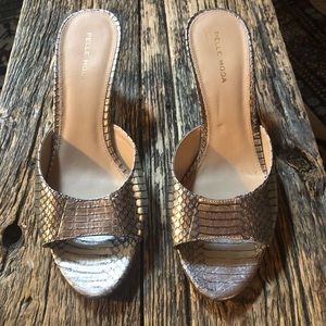 Pelle Moda Designer Slip on Slides / Size 9.5